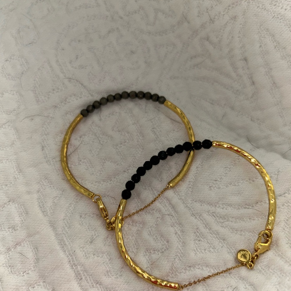 Gorjana Gold and Black onyx and Gold and Hematite bracelets - Picture 3 of 3
